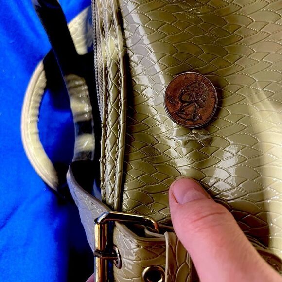 Steve Madden - Beige Reptile Leather - Duffle Purse - Picture 6 of 15